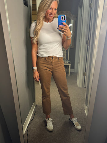 Mid Rise Straight Crop Pants