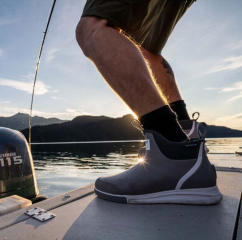 XTRATUF MEN'S 6 IN ANKLE DECK BOOT SPORT #ADSM100