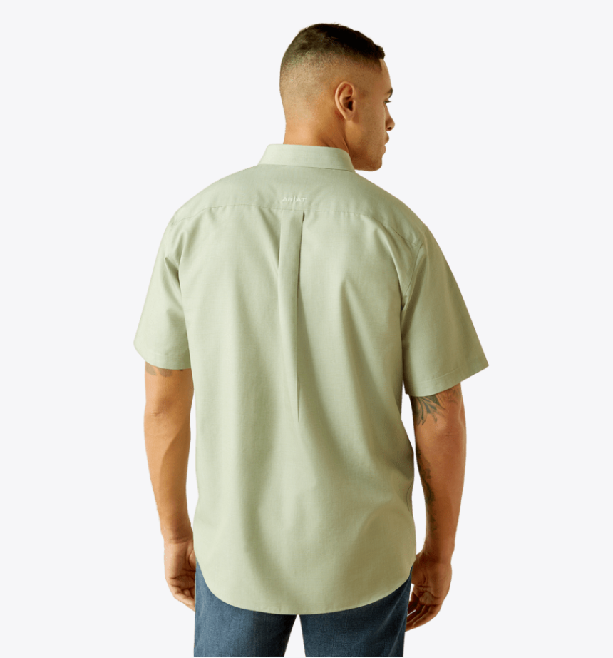 Ariat Wrinkle Free Solid Classic Fit Shirt