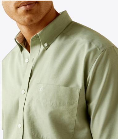 Ariat Wrinkle Free Solid Classic Fit Shirt
