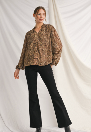 Stylish Leopard Print Top