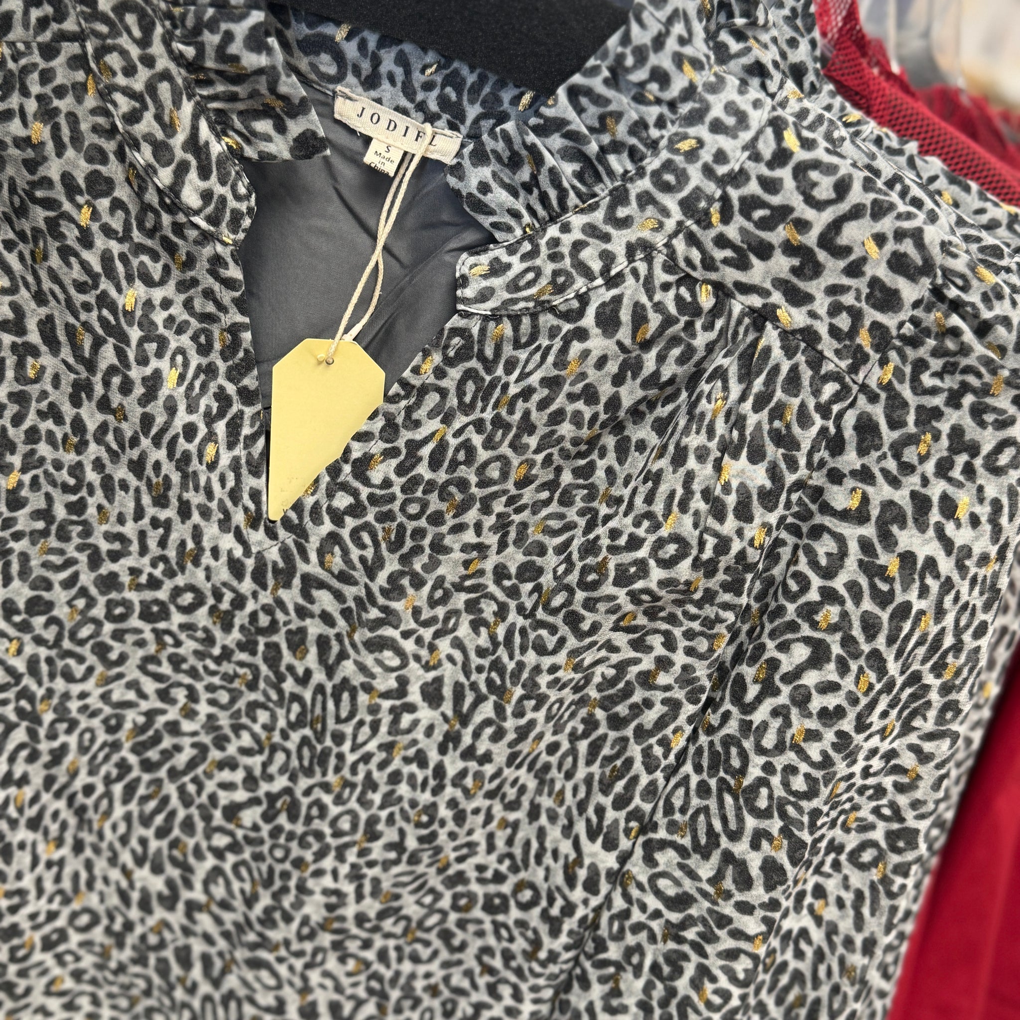 Fashionable Leopard Print Top