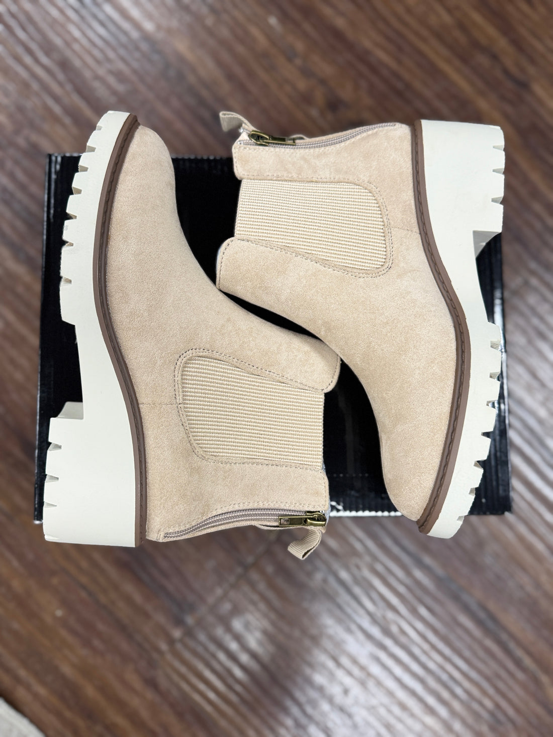 Danielle-8 Suede Boot