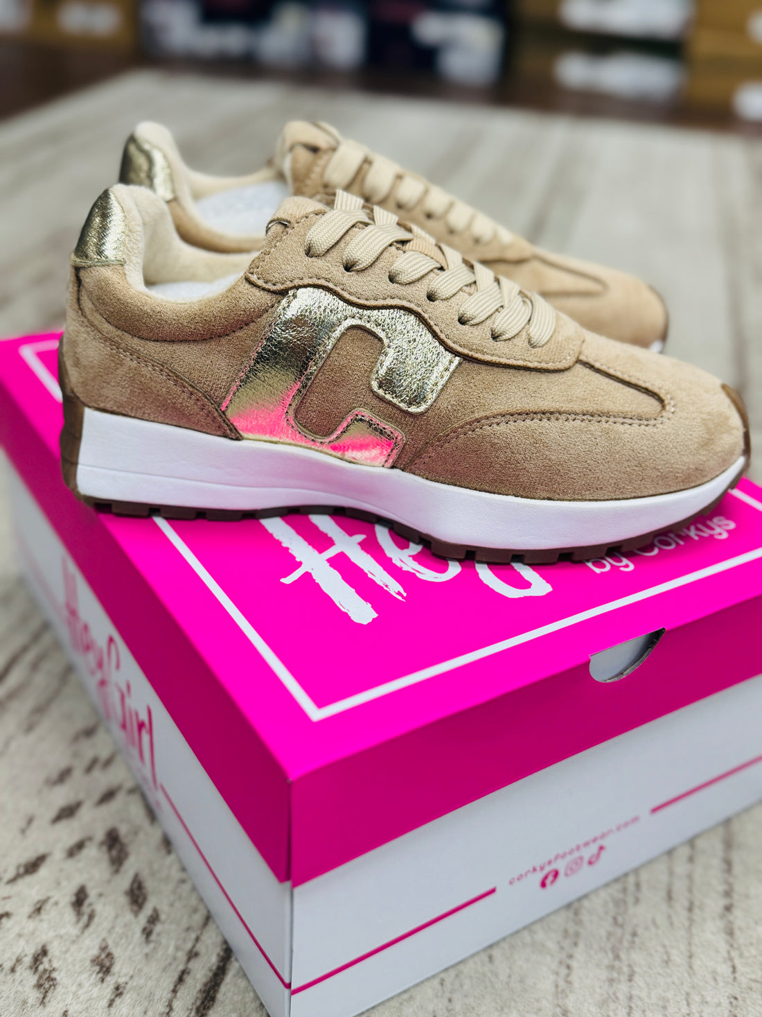 Corky's | No Prob | Camel Faux Suede