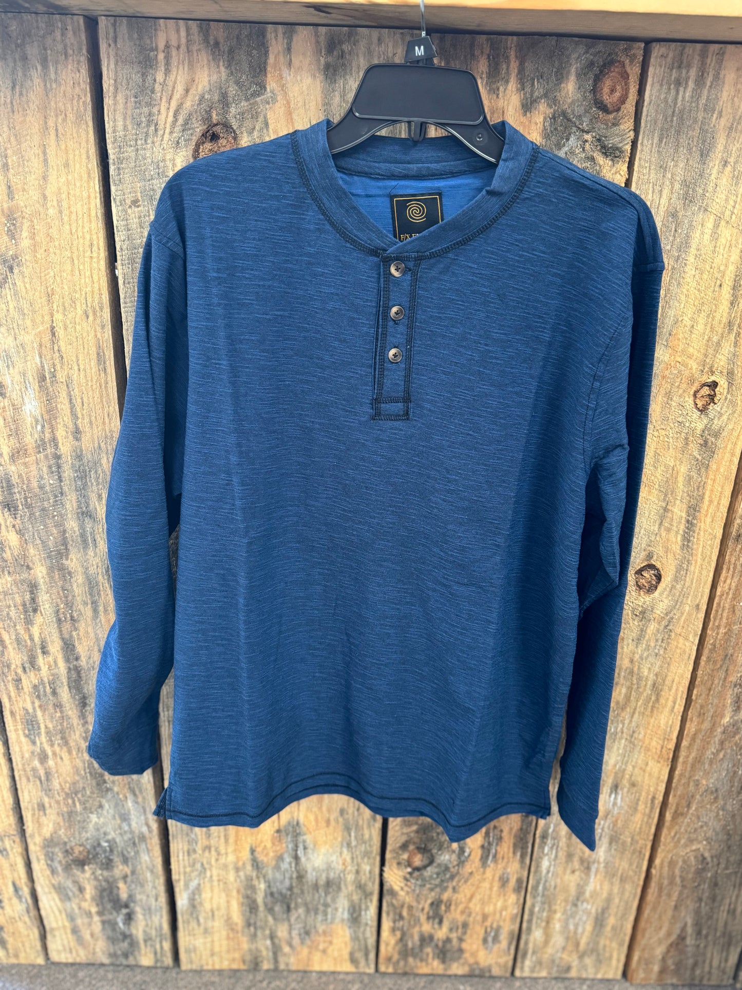 Men's 3 Button Henley Shirt