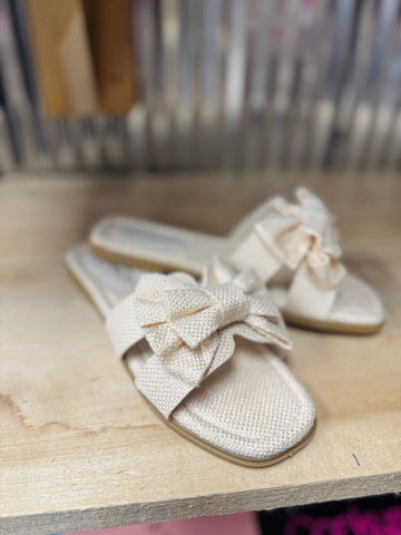 Pierre Dumas | Empress-32 | Cream