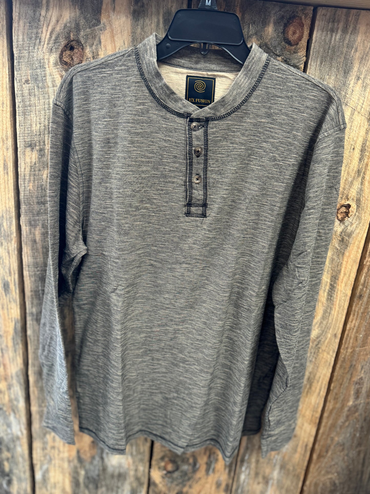 Men's 3 Button Henley Shirt