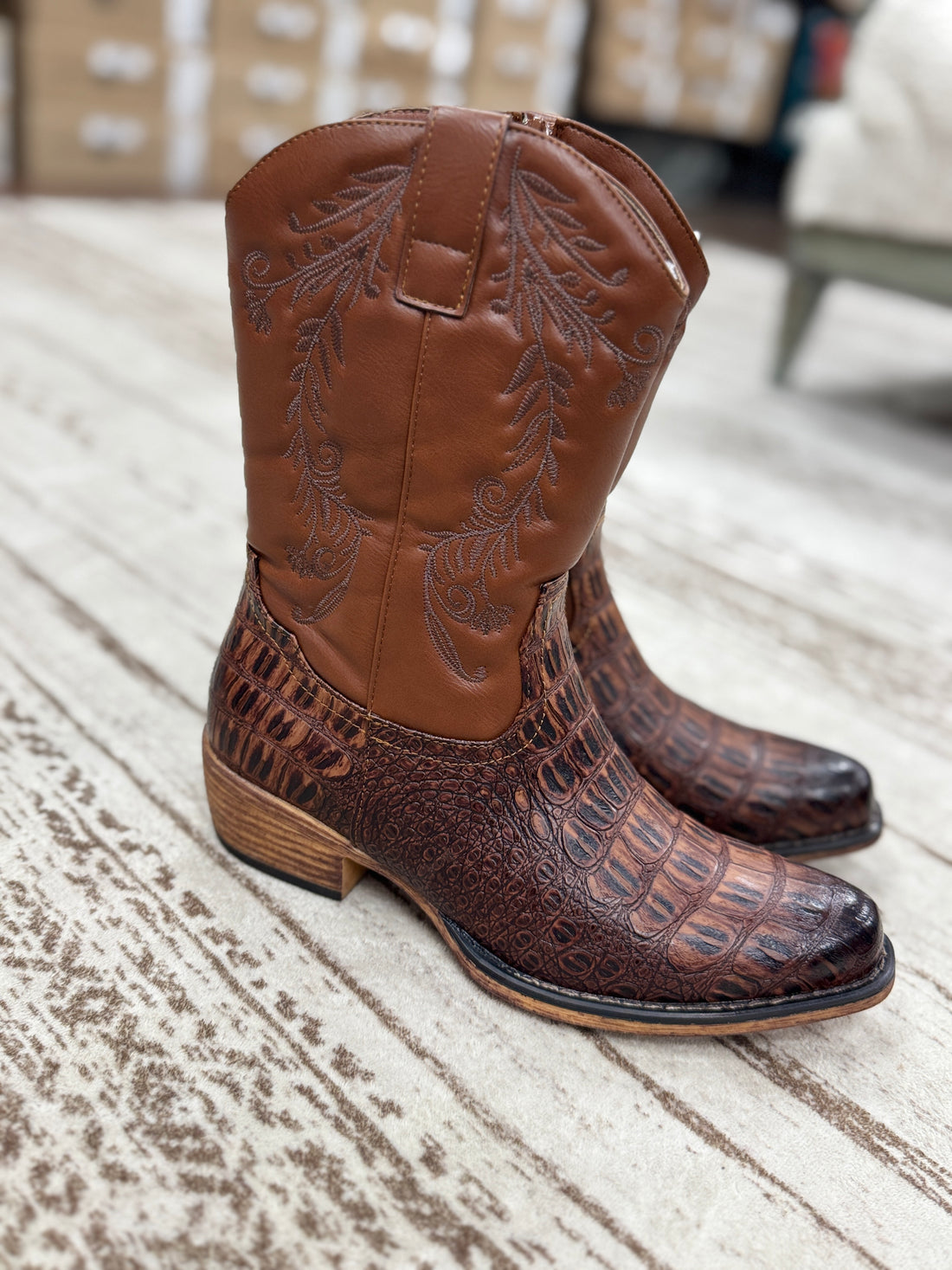Kaylee-24 Boot
