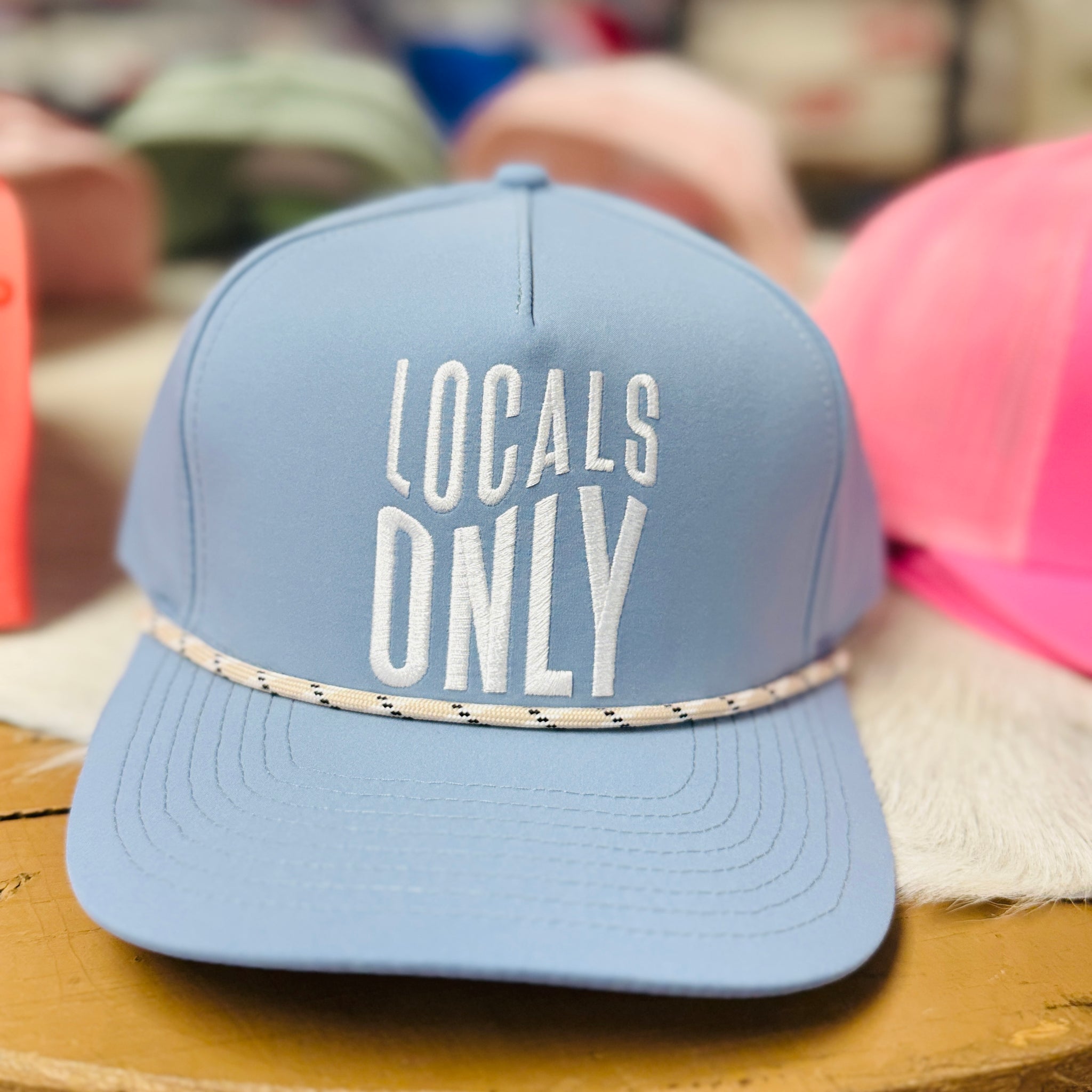 LG Beach Waves Rope Hat