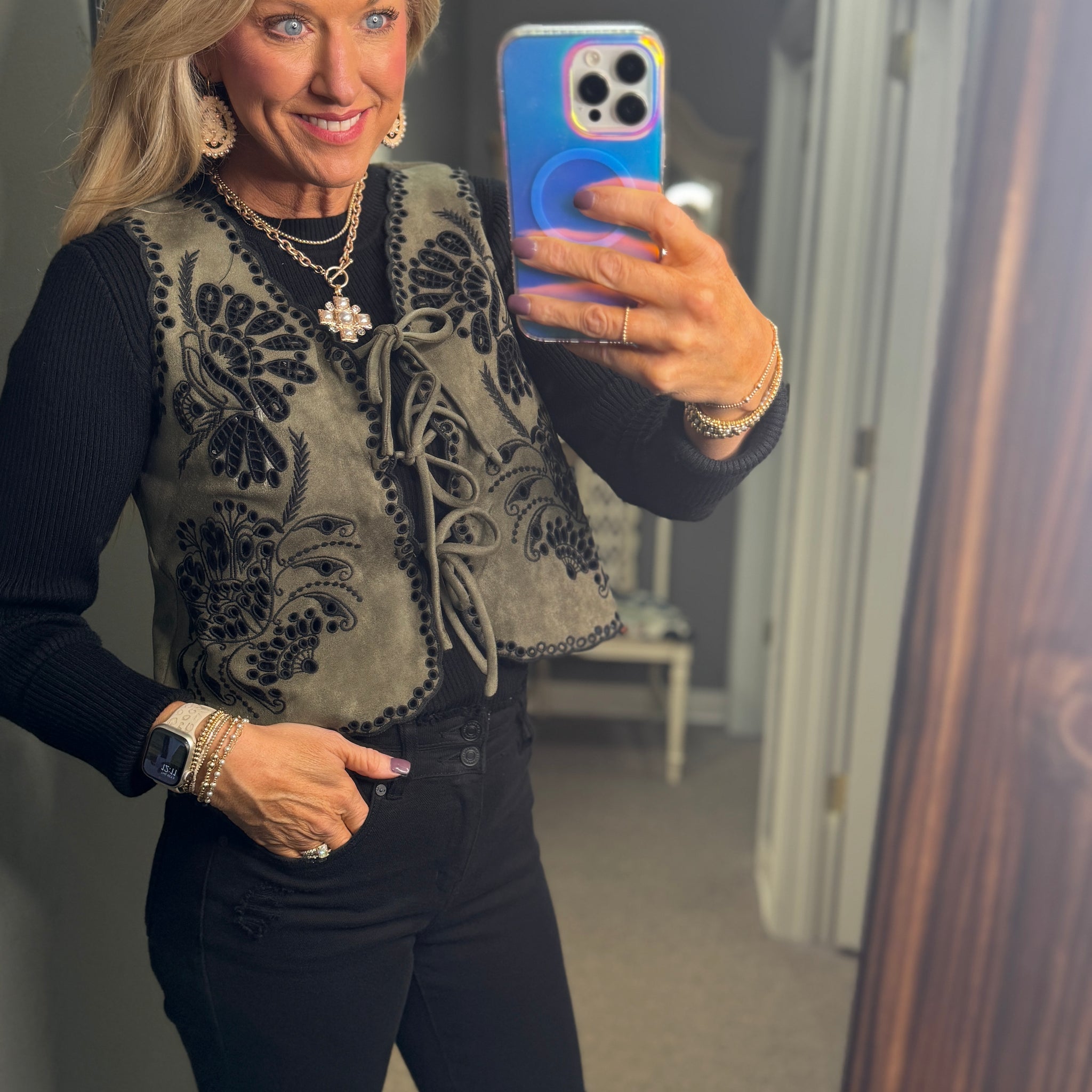 Punching Crochet Suede Vest