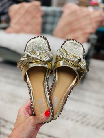 Hey Girl | Clam Bake | Gold Crinkle Metallic