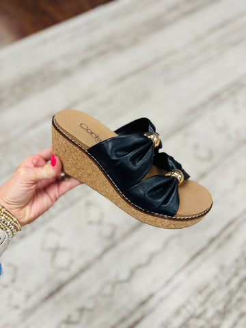 Corky's | Miss Understood | Black Wedge