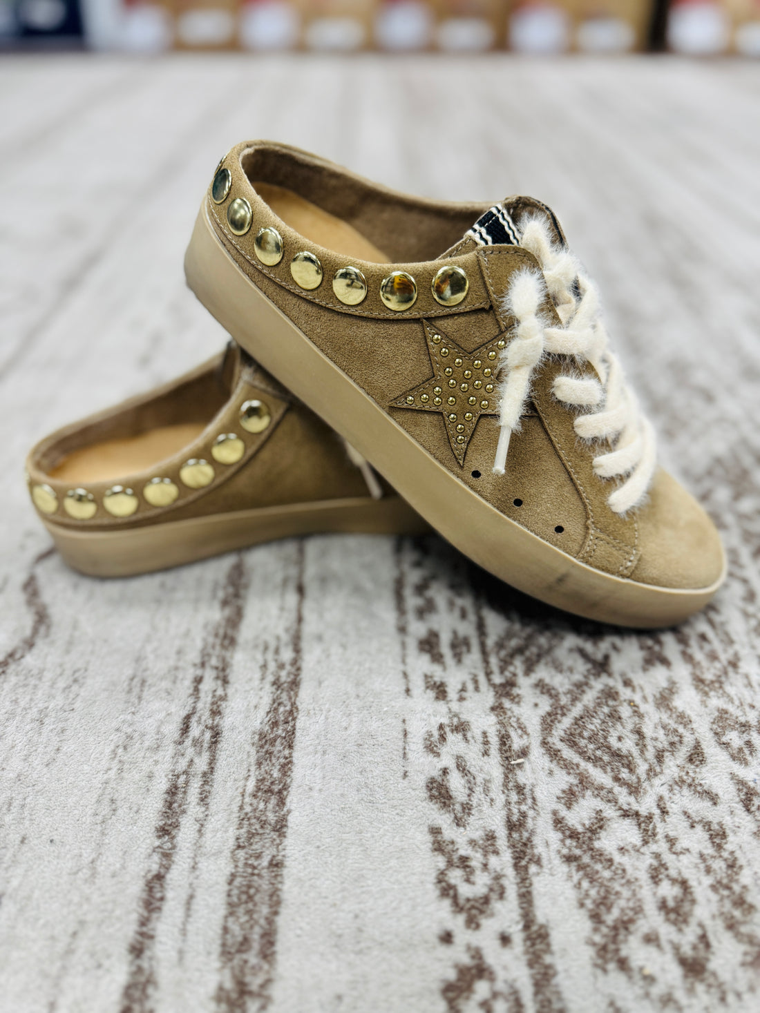ShuShop Pia Sneaker  - Camel Suede