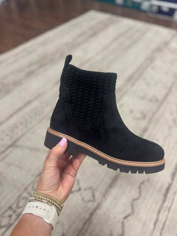 Corky's Keep Me Warm Boot