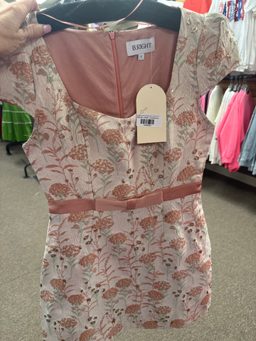 Jacquard Dress Highlighted Bow & Gold Accents
