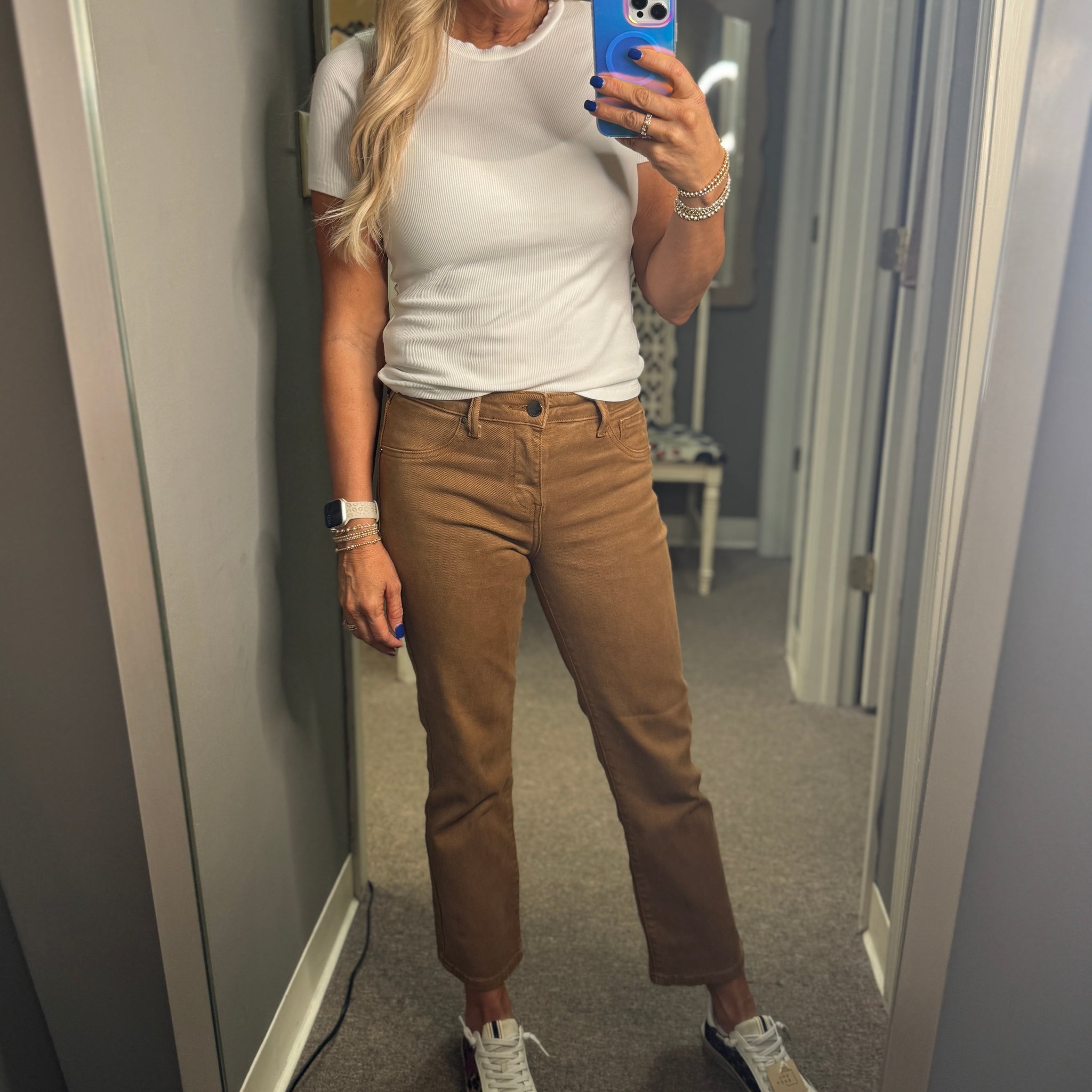 Mid Rise Straight Crop Pants