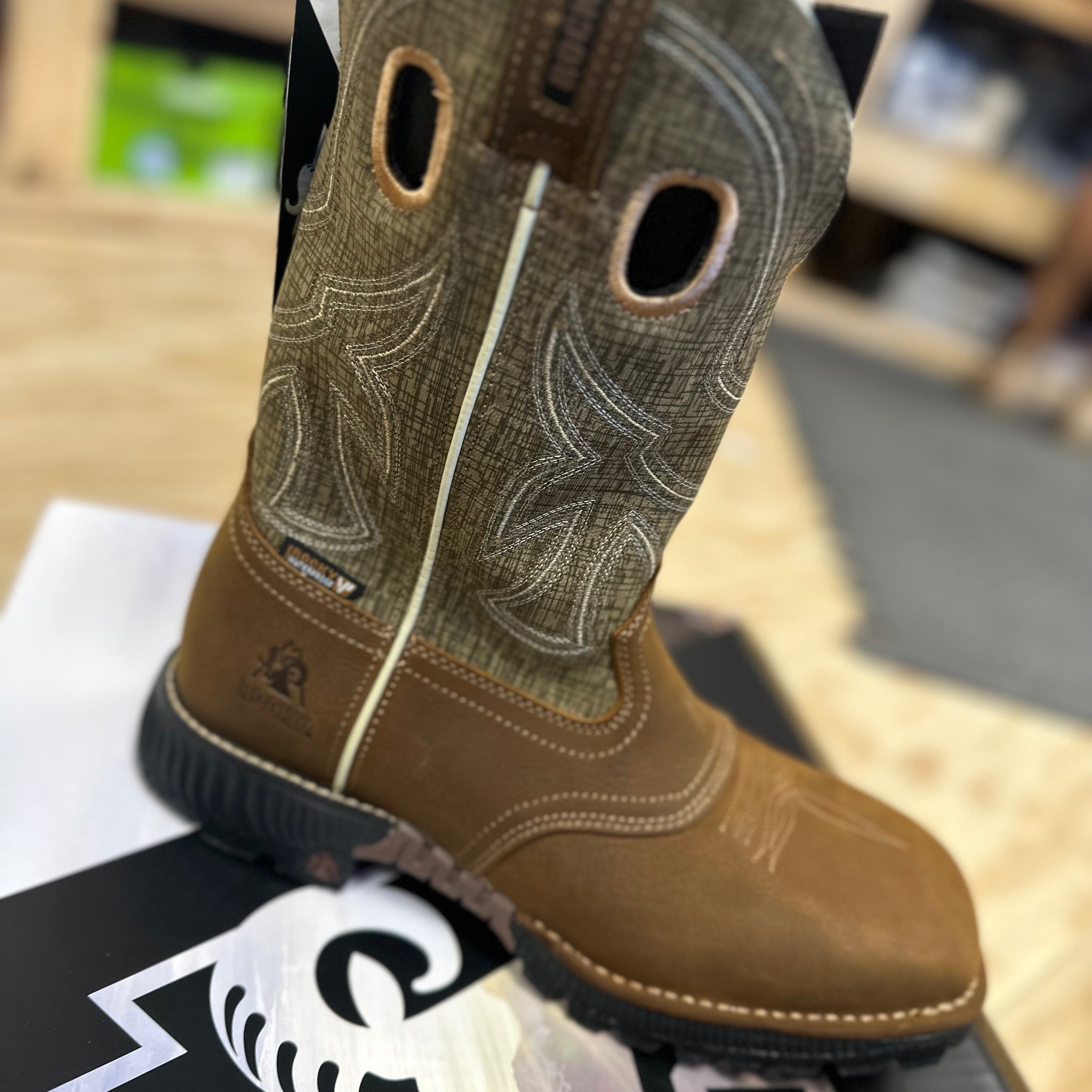 Rocky HI-WIRE 11' Western Composite Toe Boot RKW0425