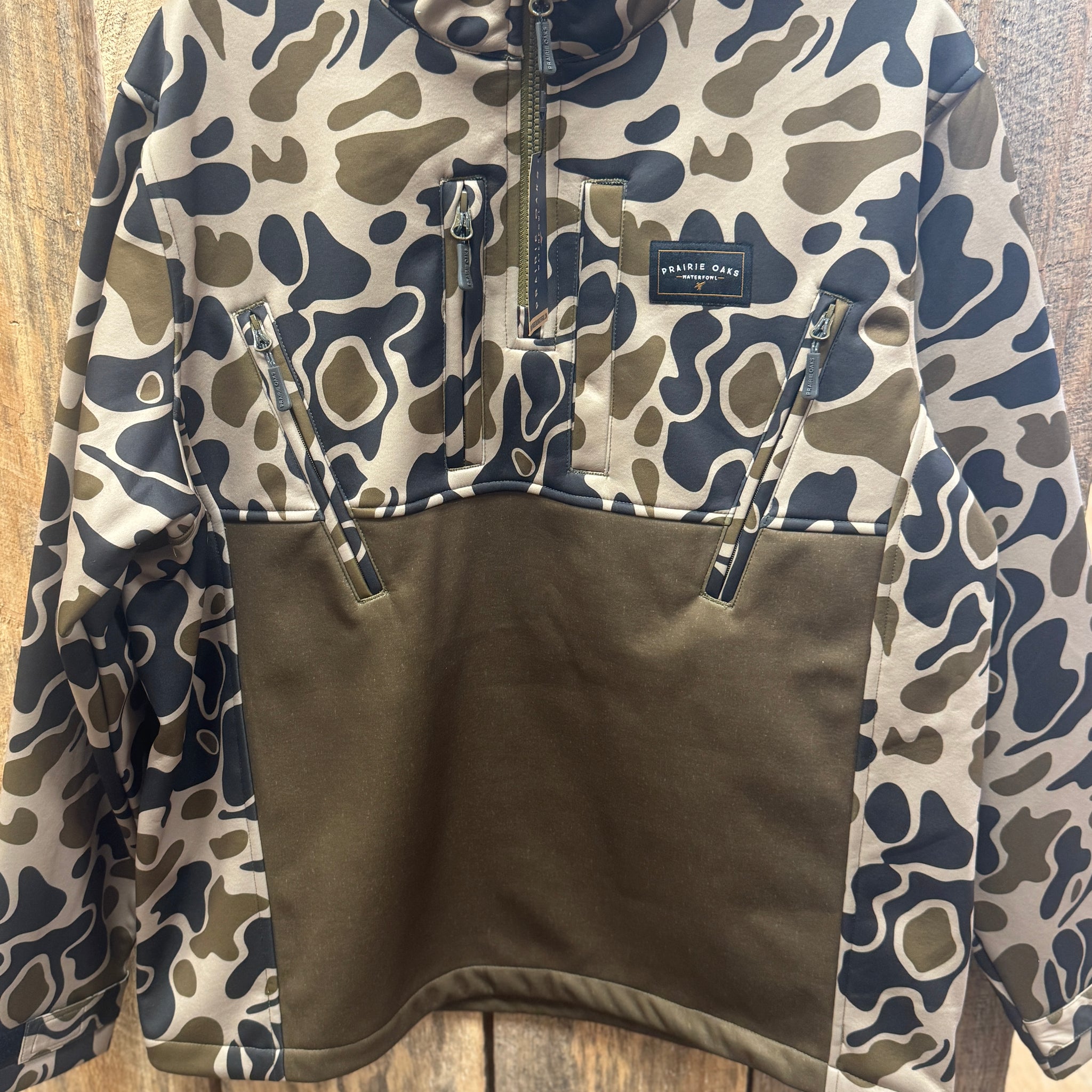 The Landing Zone Pullover