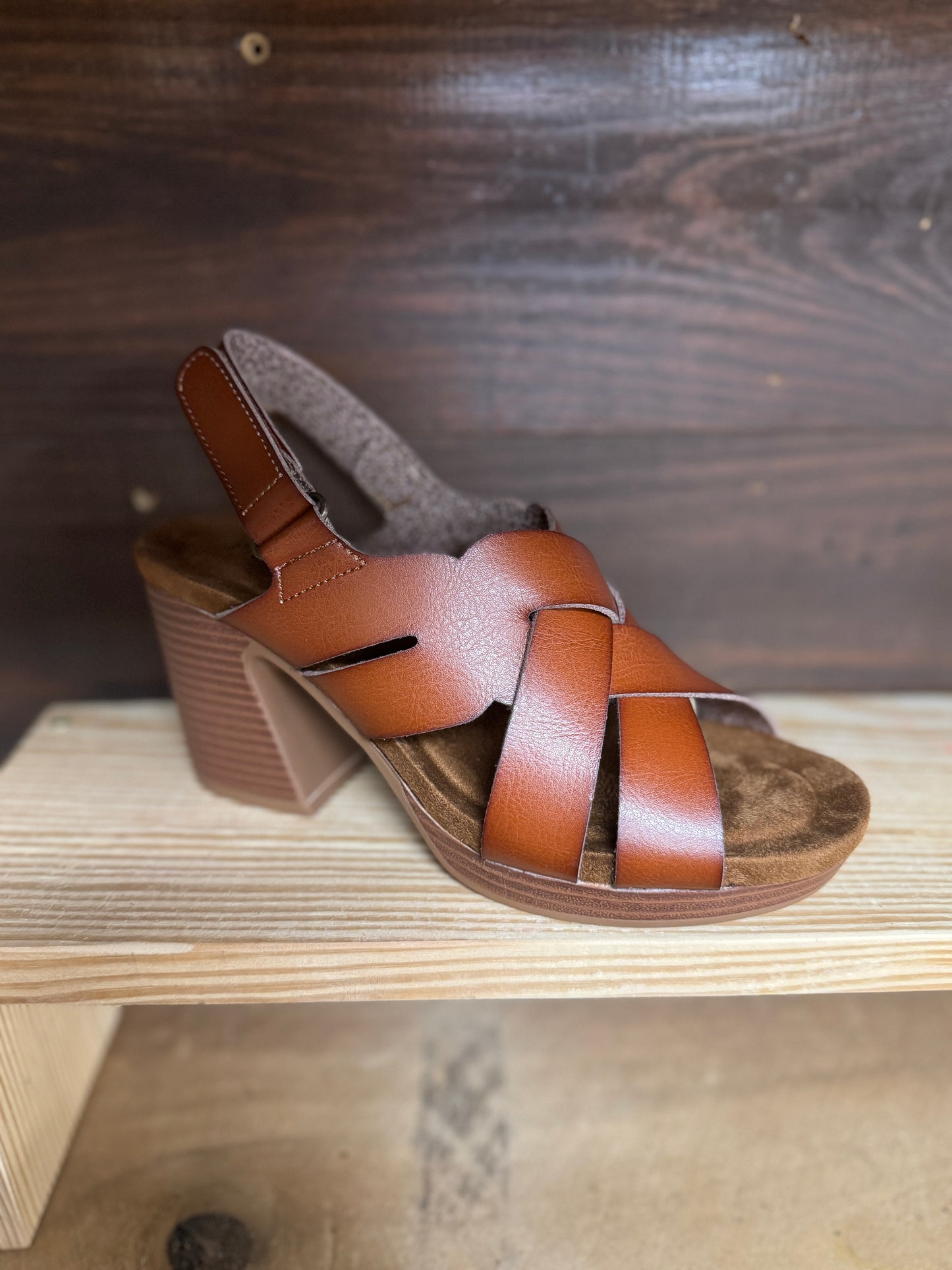 Pierre Dumas Morgen-11 Platform Sandal