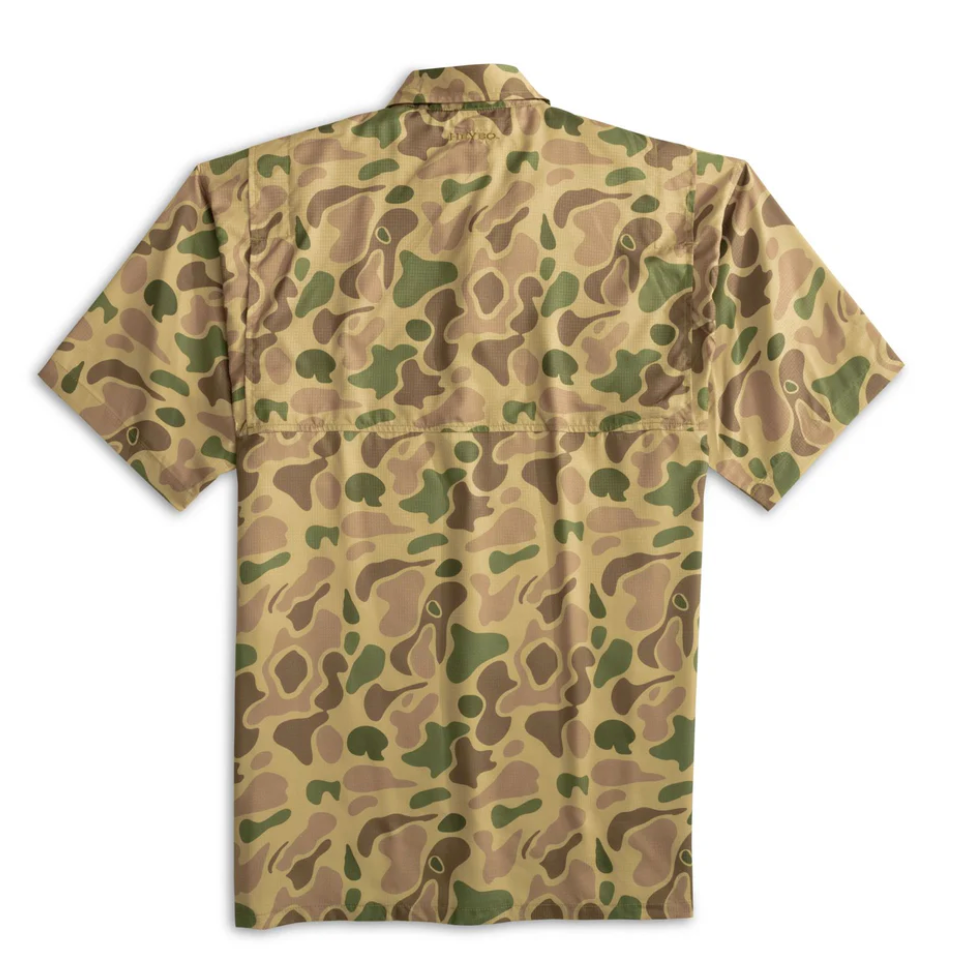 Outfitter Short Sleeve Shirt: Traditions Camo