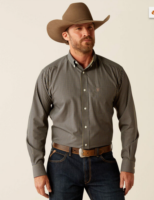 Ariat Wrinkle Free Ferris Classic Fit Shirt