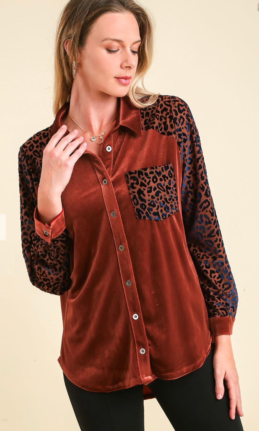 Animal Print Velvet Collared Top