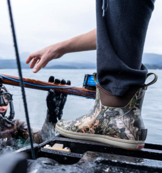 XTRATUF Men's Mossy Oak® Country DNA in Ankle Deck Boot #XMABMDNA