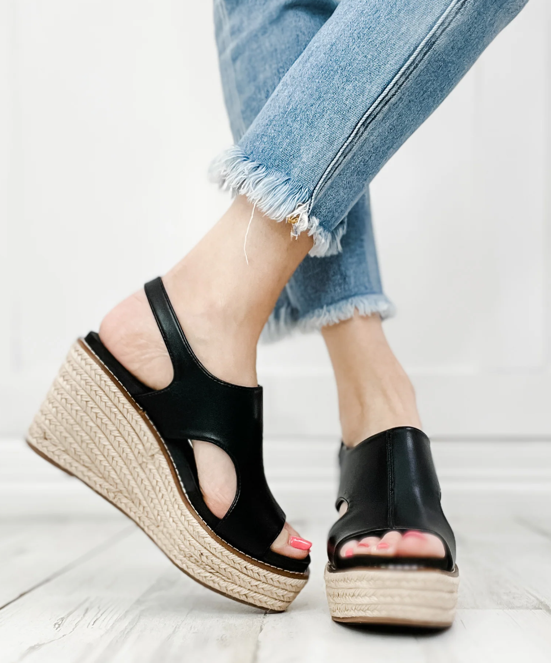 Corky’s | Freddie | Black Smooth Wedges