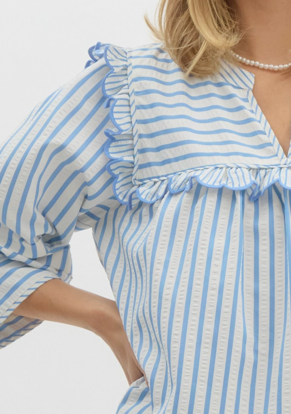 Scallop Detail Stripe Top