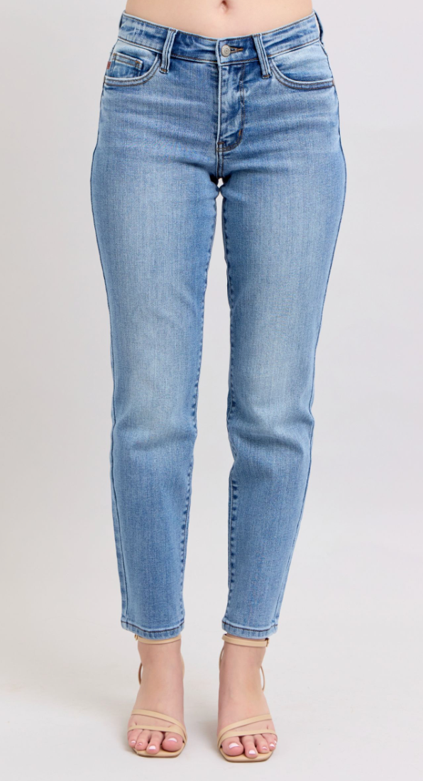 Judy Blue Vintage Wash Slim Fit Jean