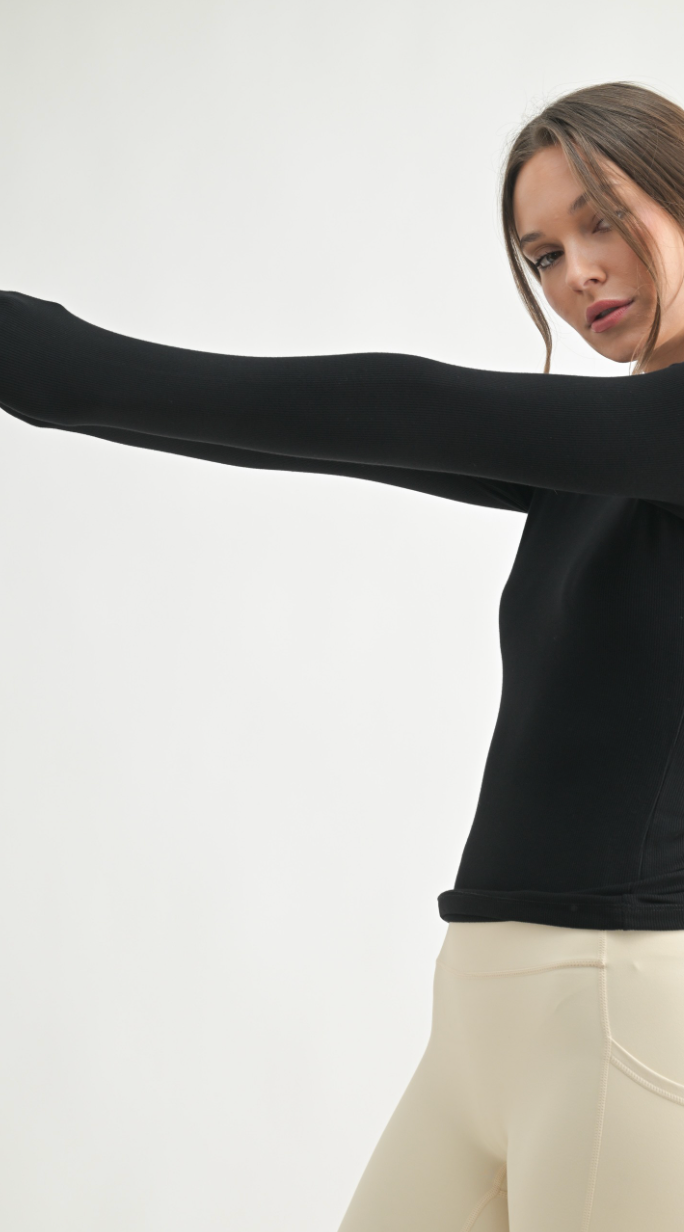 Essential Long-sleeved Micro-ribbed Athleisure Top
