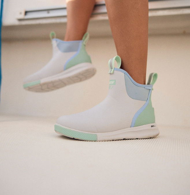 XTRATUF  Women's Ankle Deck Boot Sport #XADSW110