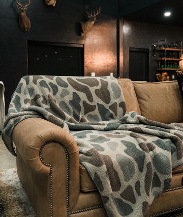 Sherpa Blanket - Classic Deer Camo