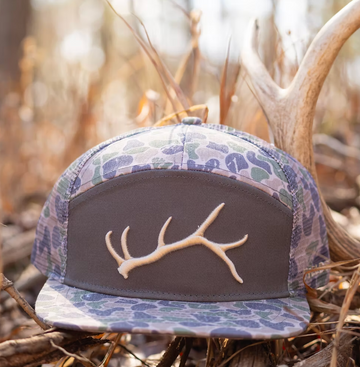 7 Panel Backwoods Shadow Shed Hat