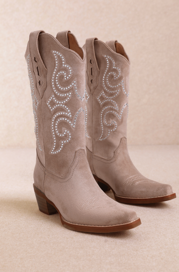 Sierra - Embroidered Western Boot