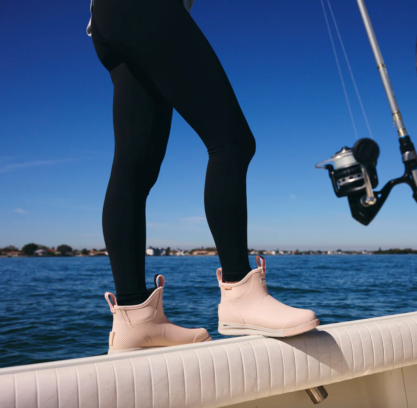 XTRATUF  Women's Ankle Deck Boot Sport #XADSW401