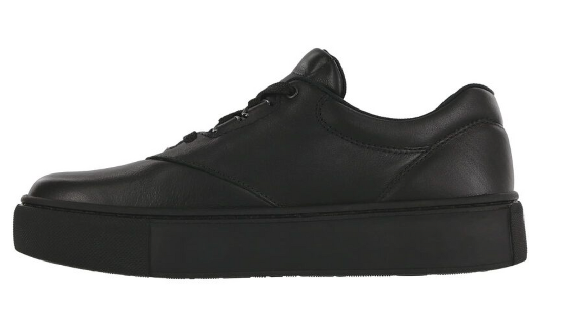 SAS - Free Rein Non Slip Lace Up